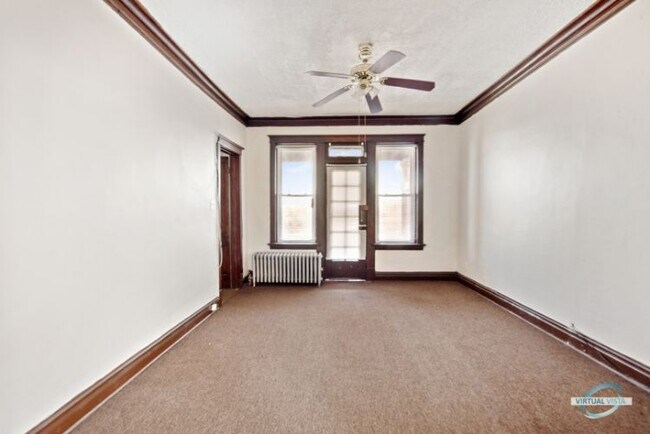 Building Photo - 2228 S Kedvale Ave