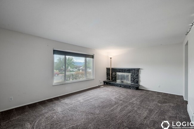 Photo - 12055 S. Cinnamon Ridge Rd- House