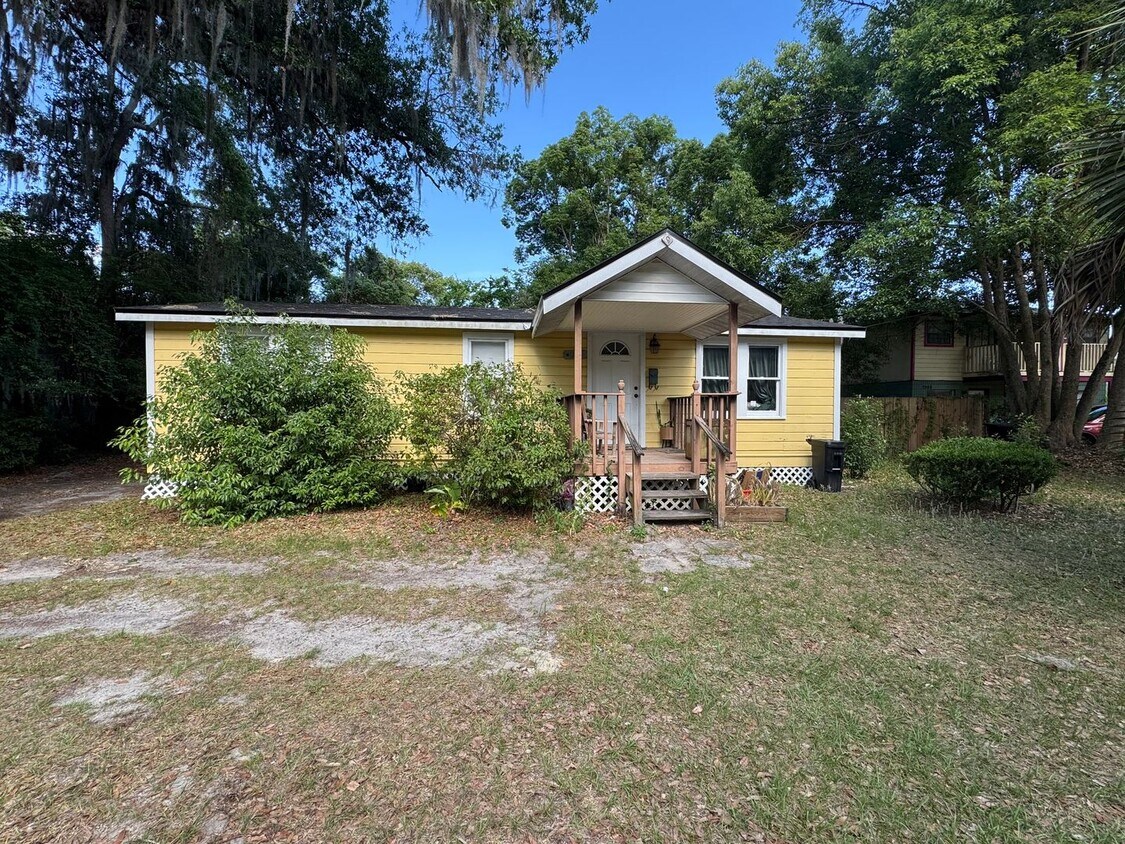 Foto principal - 3/1 Near Historic District!!