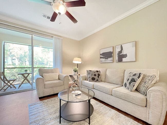 Foto del edificio - 1770 Bearberry Cir