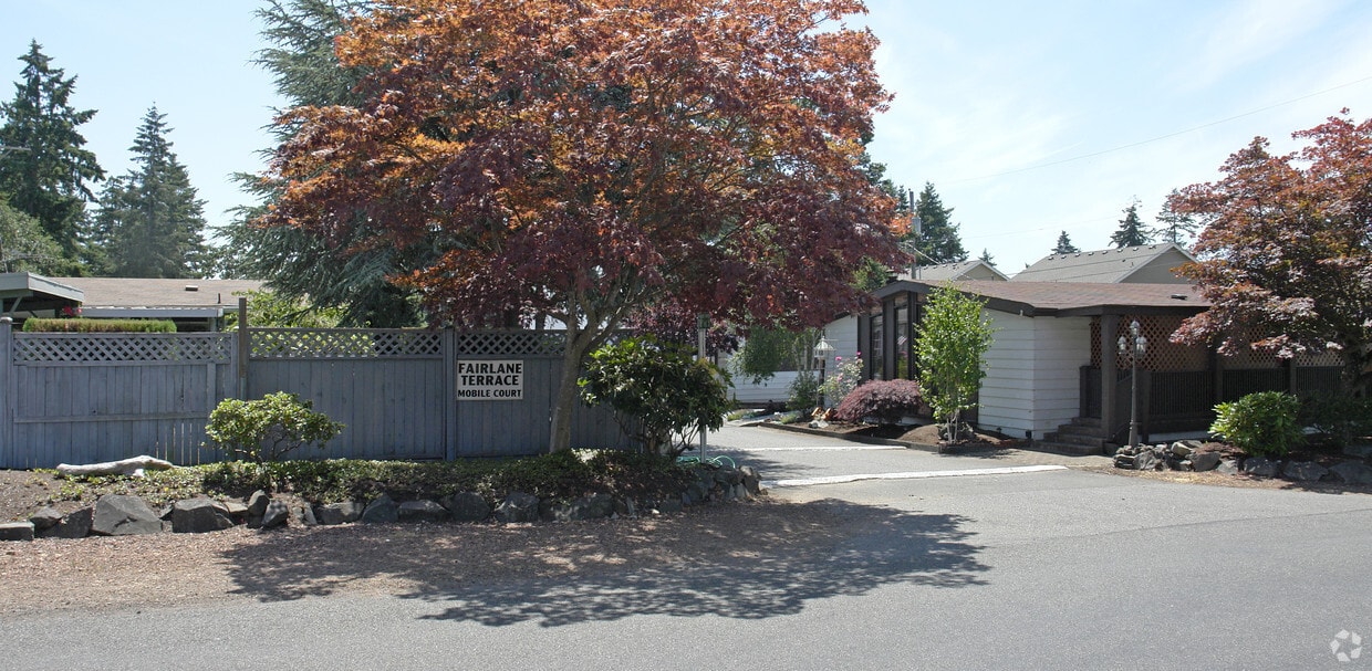 Primary Photo - Fairlane Terrace