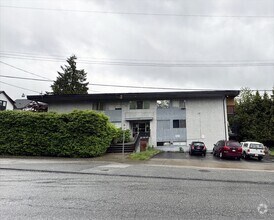 Building Photo - 201 Laval St