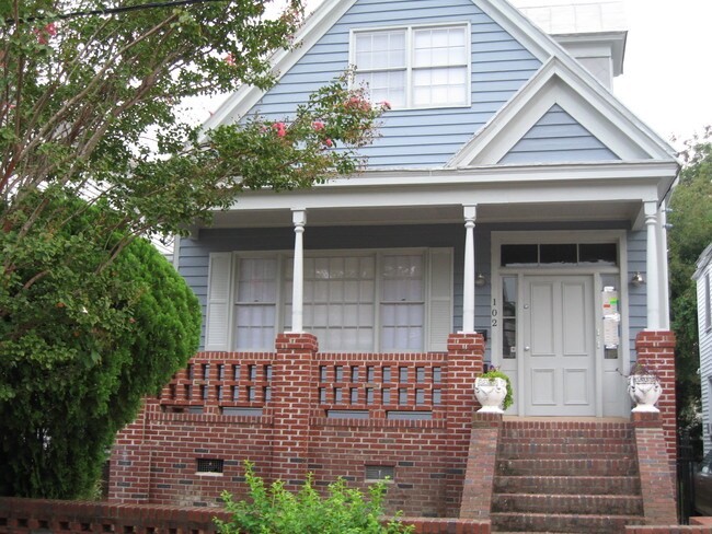 Foto del edificio - 102 Fishburne St