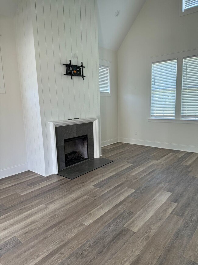 Foto del edificio - 2720 McCall Ct