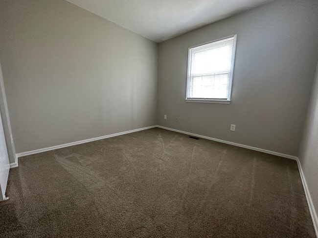 Building Photo - 2970 Saint Marks Rd Apt B