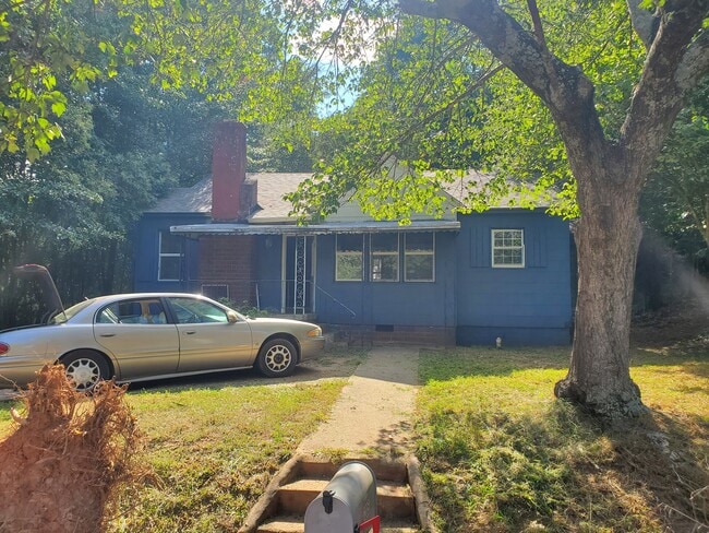Front - 1205 Tribble St