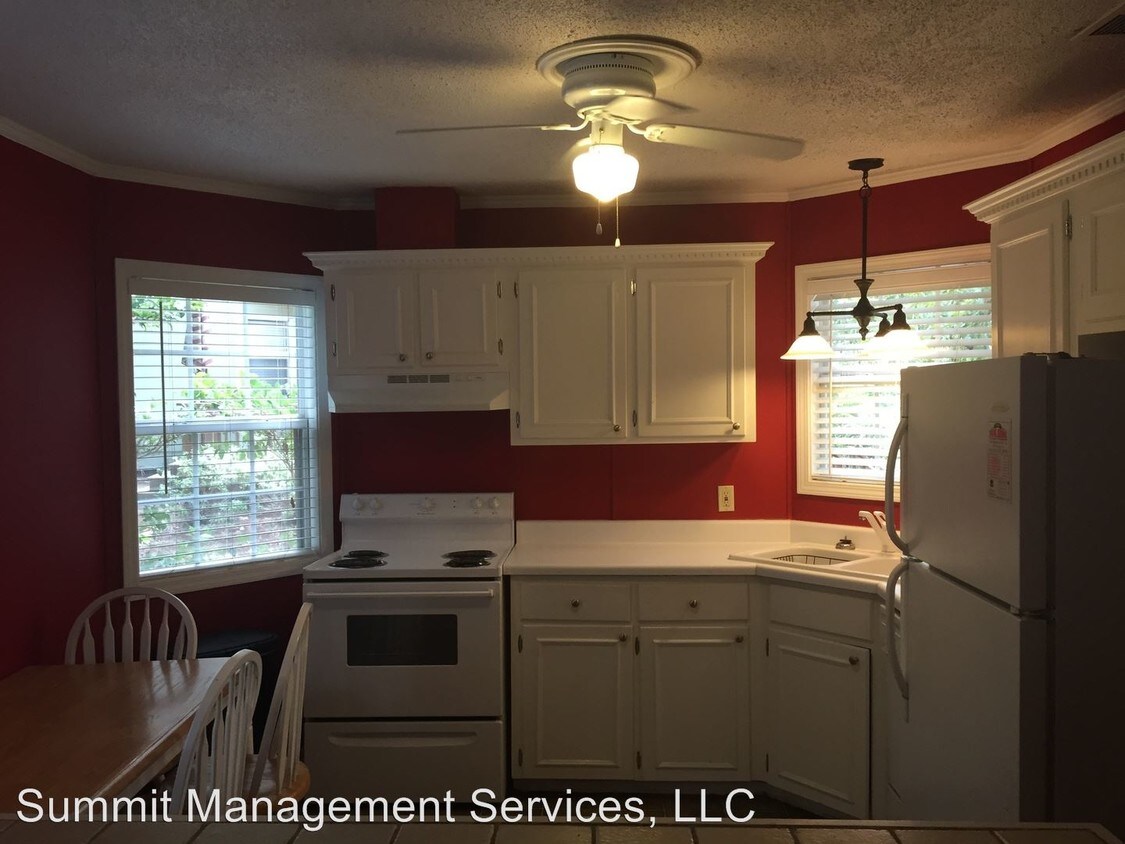 Foto del edificio - 2 br, 1 bath Room For Rent - 538 Hathorn