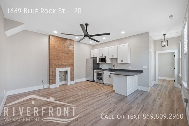 Building Photo - 1669 Blue Rock St