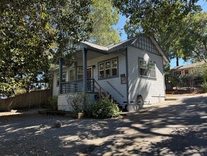 Building Photo - 8121 1/2 El Rancho Dr