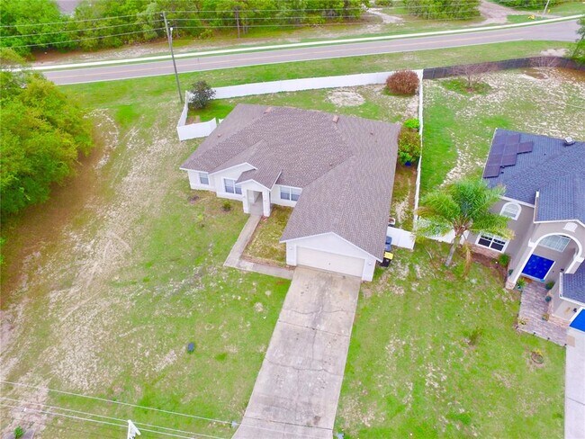 Building Photo - 421 Peace Ct