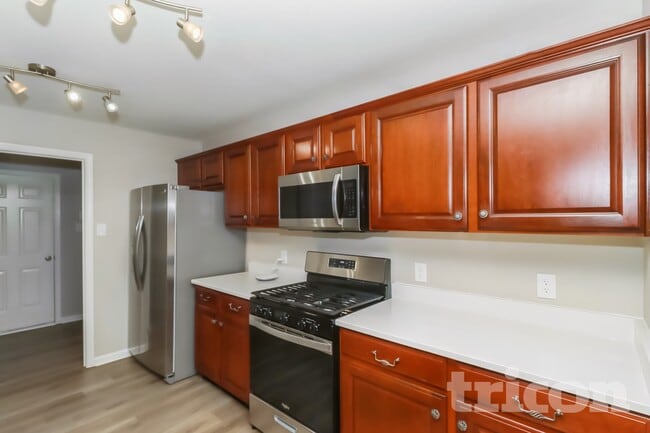 Building Photo - 1405 Matthew Allen Cir