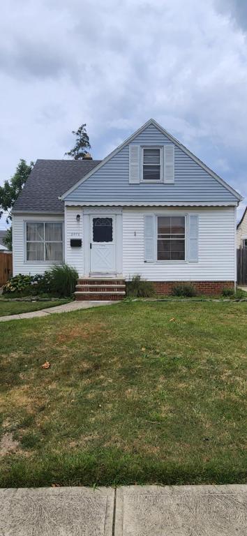 Building Photo - 6206 Alber Ave