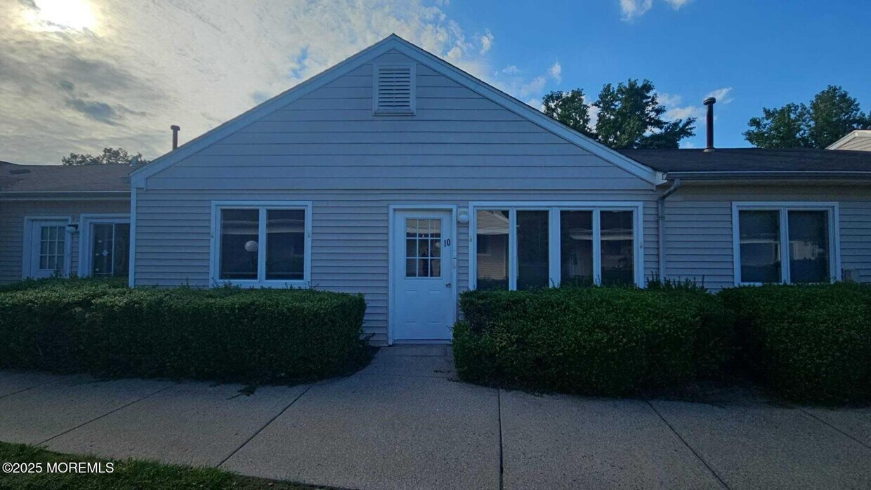 Primary Photo - 1700 NJ-37