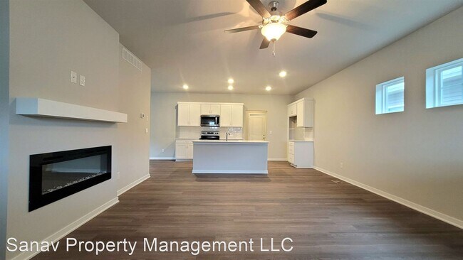Building Photo - 3 br, 3 bath House - 2711 NW 31st Street