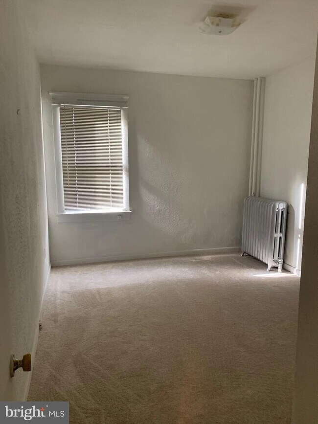 158 BEDFORD St Unit 1A, CUMBERLAND, MD 21502 Room for Rent in CUMBERLAND, MD