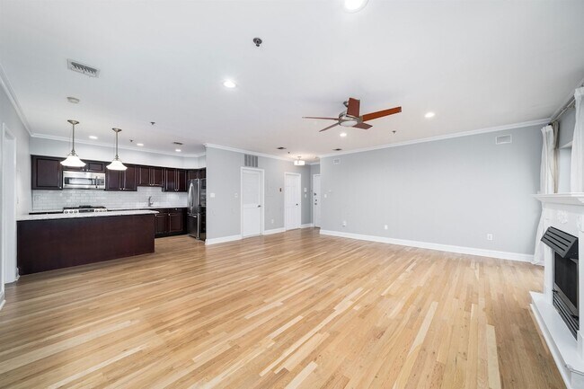 Foto del edificio - 452 2nd St