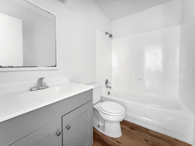 Foto del edificio - 4289 Lac Saint Pierre Dr