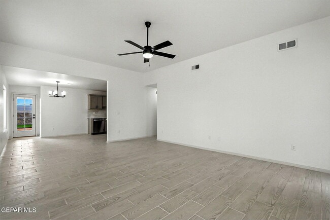 Foto del edificio - 941 Sandhurst Pl
