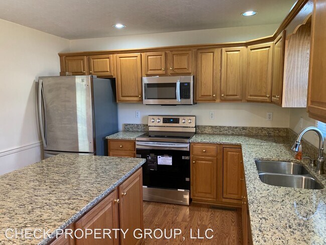 Building Photo - 4 br, 2.5 bath House - 14027 Spring Mill Road