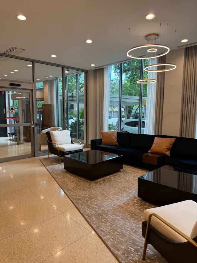 Lobby - 1255 N Sandburg Ter