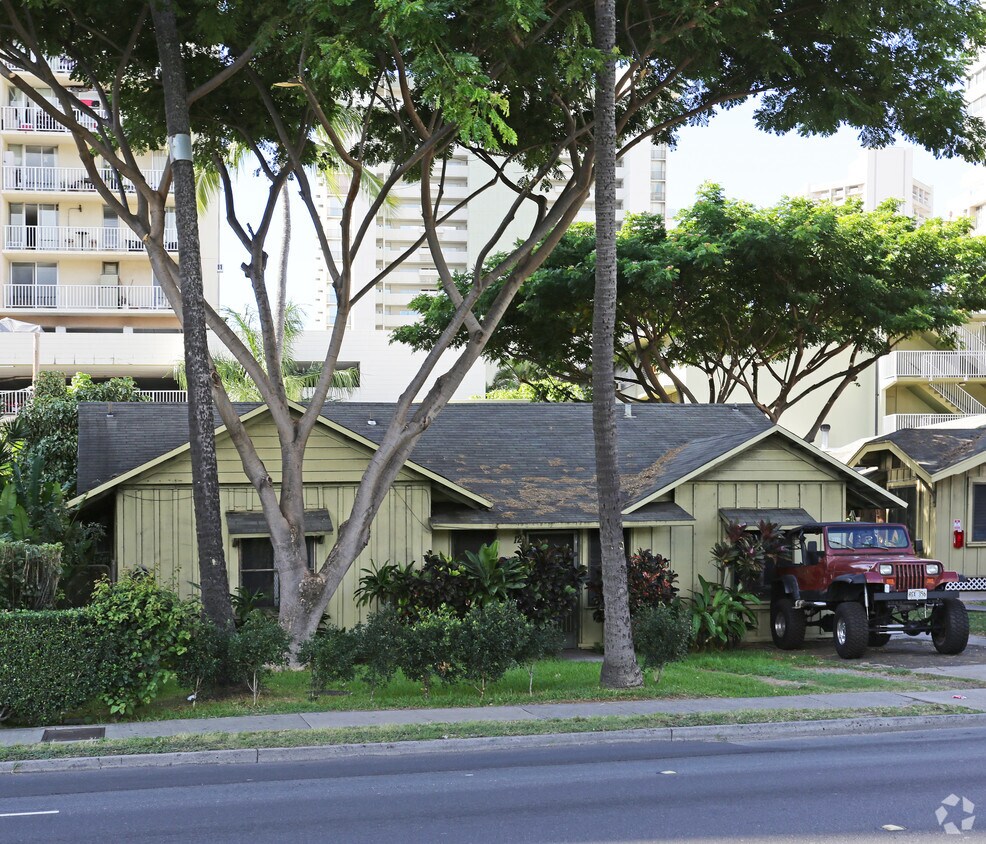 Foto del edificio - 2445-2449 Ala Wai Blvd