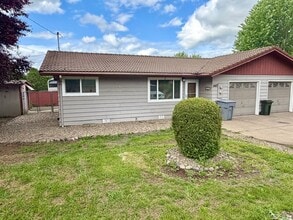 Building Photo - 3485-3487 NW Honeywood Dr