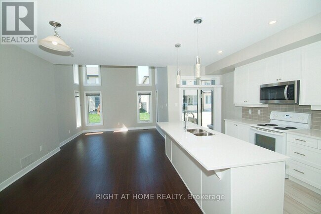 Photo du bâtiment - 733 Twist Way