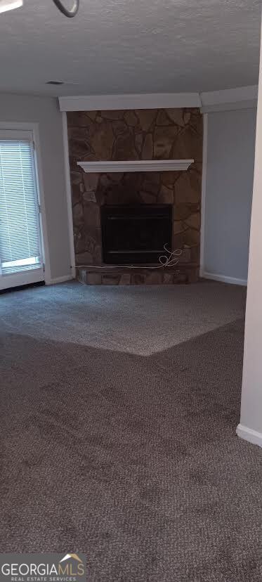 Foto del edificio - 5691 Waterford Ct