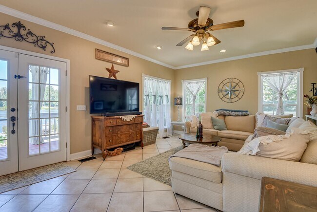 Foto del edificio - 189 Oakcrest Ln