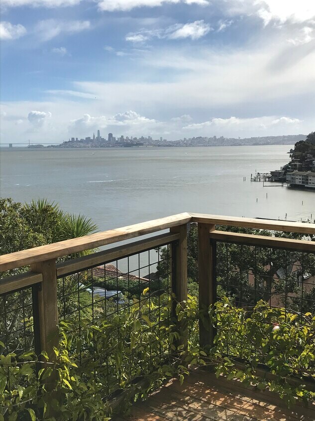 32 Atwood Ave Unit 32, Sausalito, CA 94965 Condo for Rent in