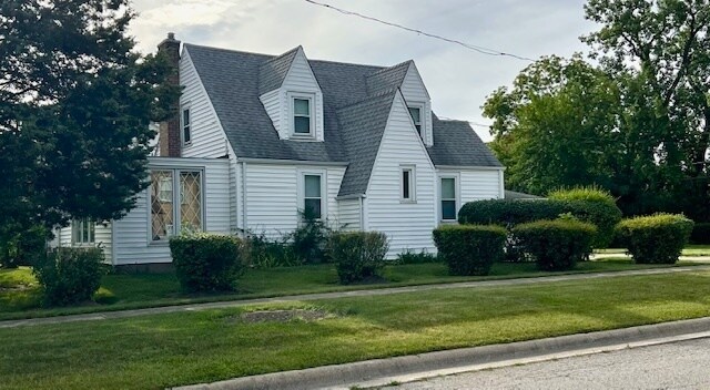 Foto principal - 2450 Dale St