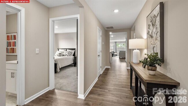 Foto del edificio - 1700 Vanderlyn St