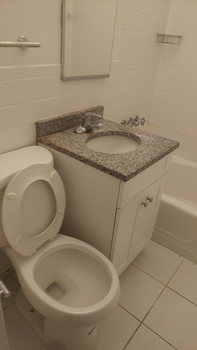 4515 Colden St Unit 2E, Queens, NY 11355 Room for Rent in Queens, NY