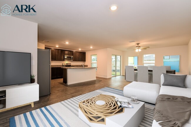 Building Photo - 873 Youngreen Dr