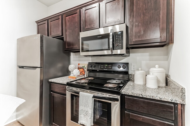 Kitchen - Cedar Grove