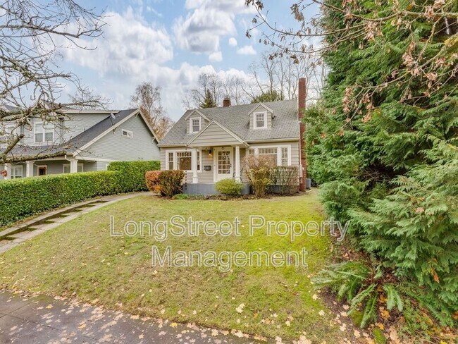 Photo - 2230 SE 51st Ave House