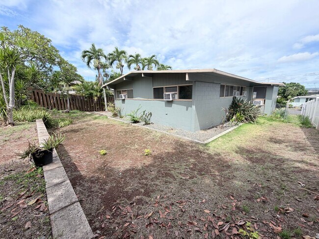 Foto del edificio - 1427 Puanakau St
