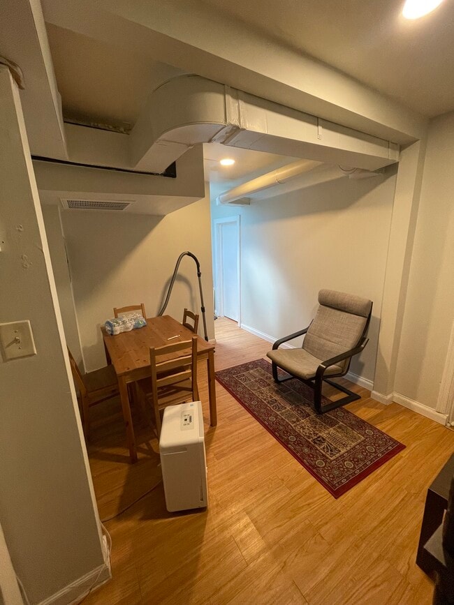 Foto del edificio - 1013 St Paul St