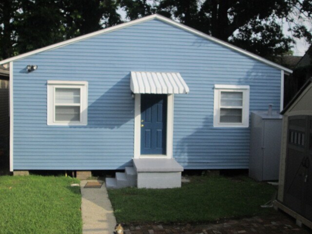 Foto del edificio - 1220 Adams St