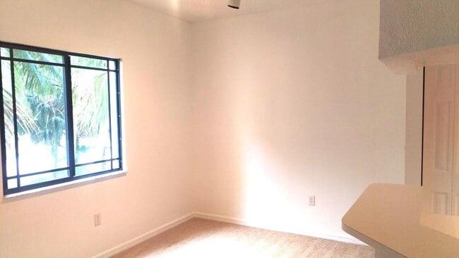 Building Photo - 2730 Anzio Ct