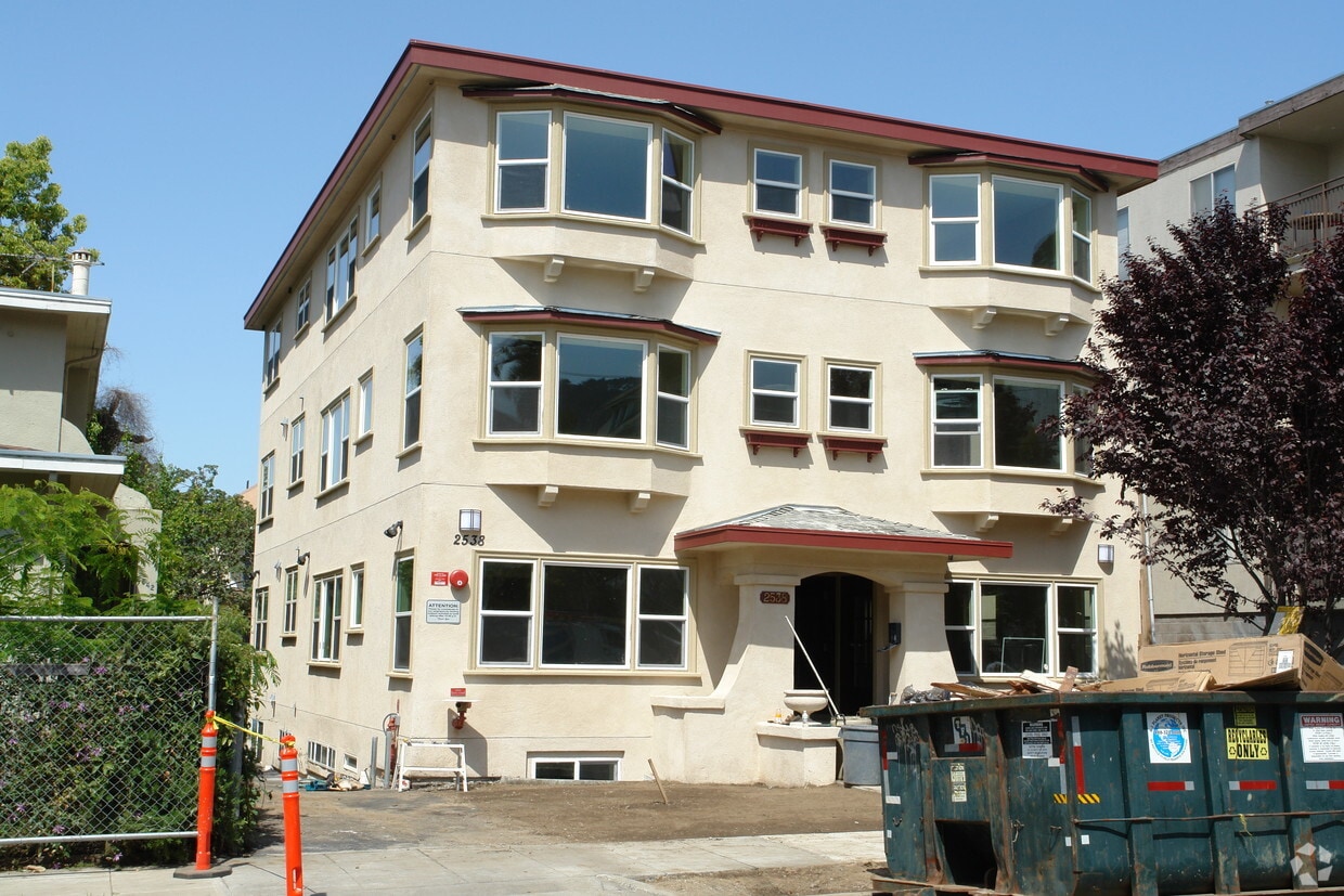 Primary Photo - 2538 Hillegass Ave