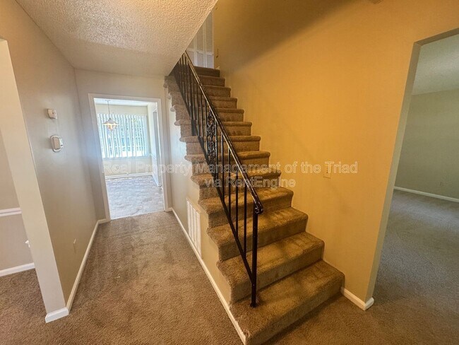 Building Photo - 2393 Spicewood Dr