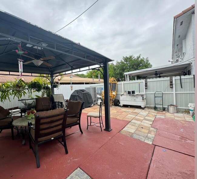 Foto del edificio - 5240 W 24th Ct