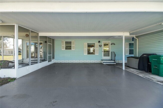 Foto del edificio - 5229 Hartford Ln