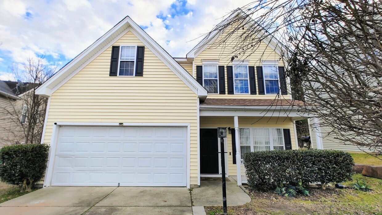 Primary Photo - 2032 Cartier Ruby Ln