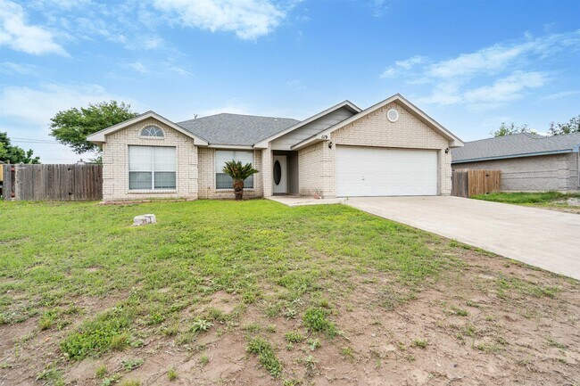 Foto del edificio - 119 Encino Dr