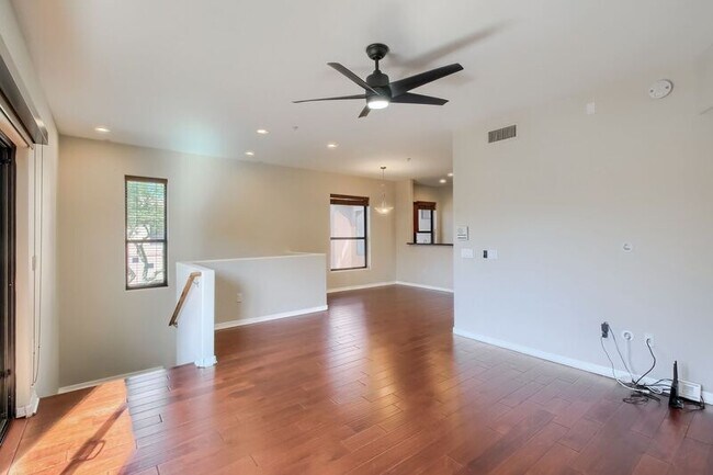 Foto del edificio - 20660 N 40th St