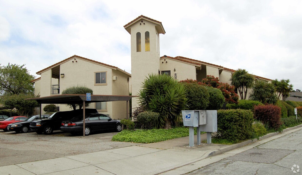 Exterior Building - 16800 Barnell Ave