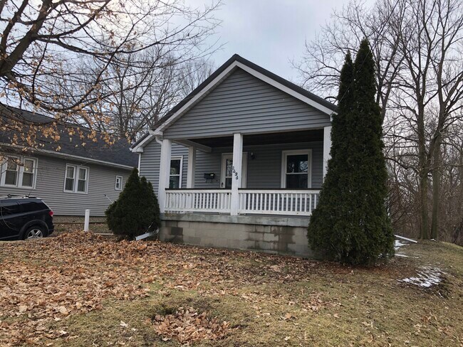 Foto del edificio - 1426 Vernon St