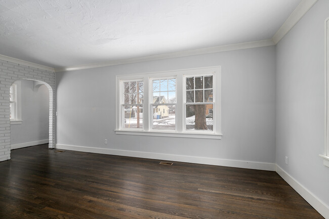 Living Room - 1816 Todd Ave